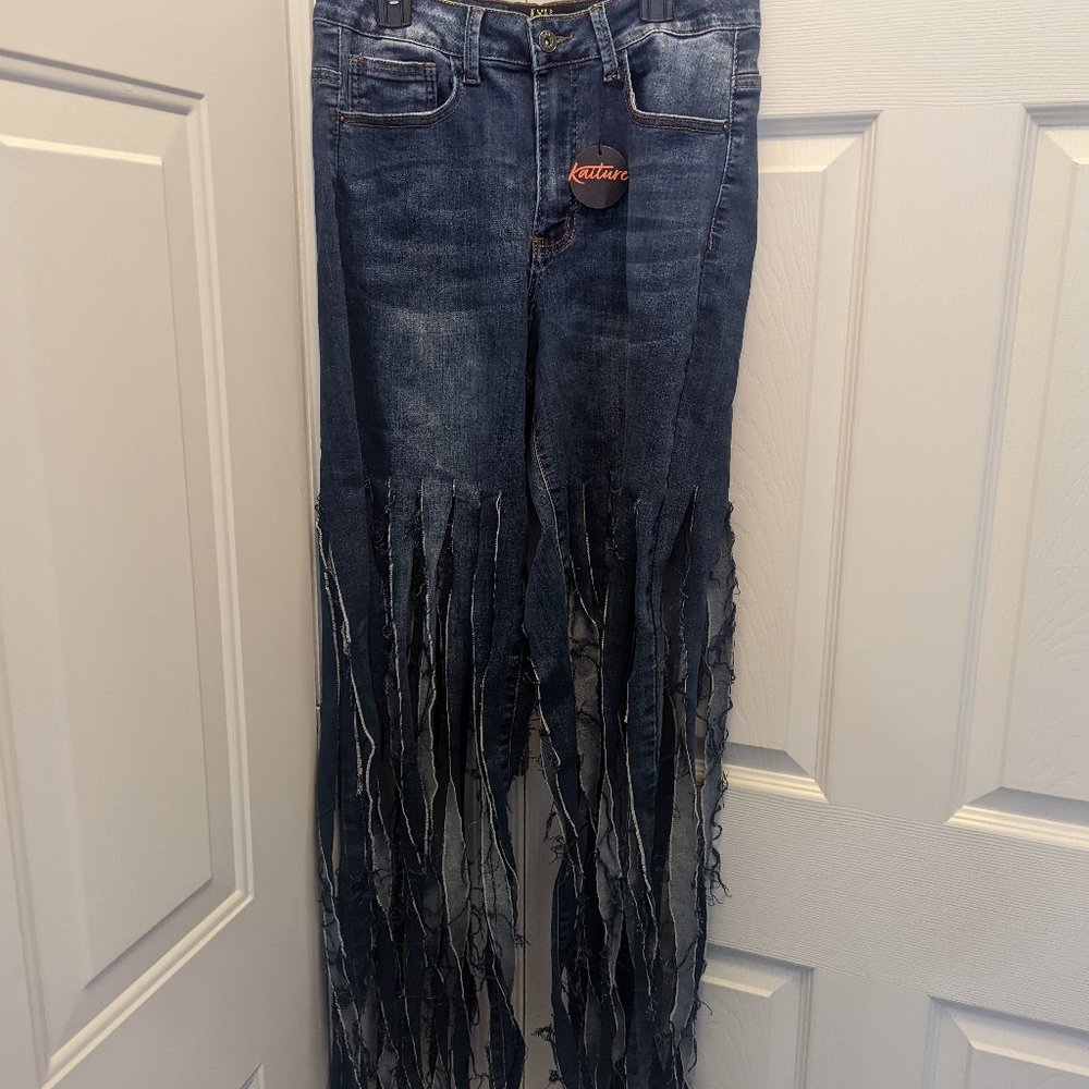 Lucky & Blessed NWT fringe jeans. Size 10